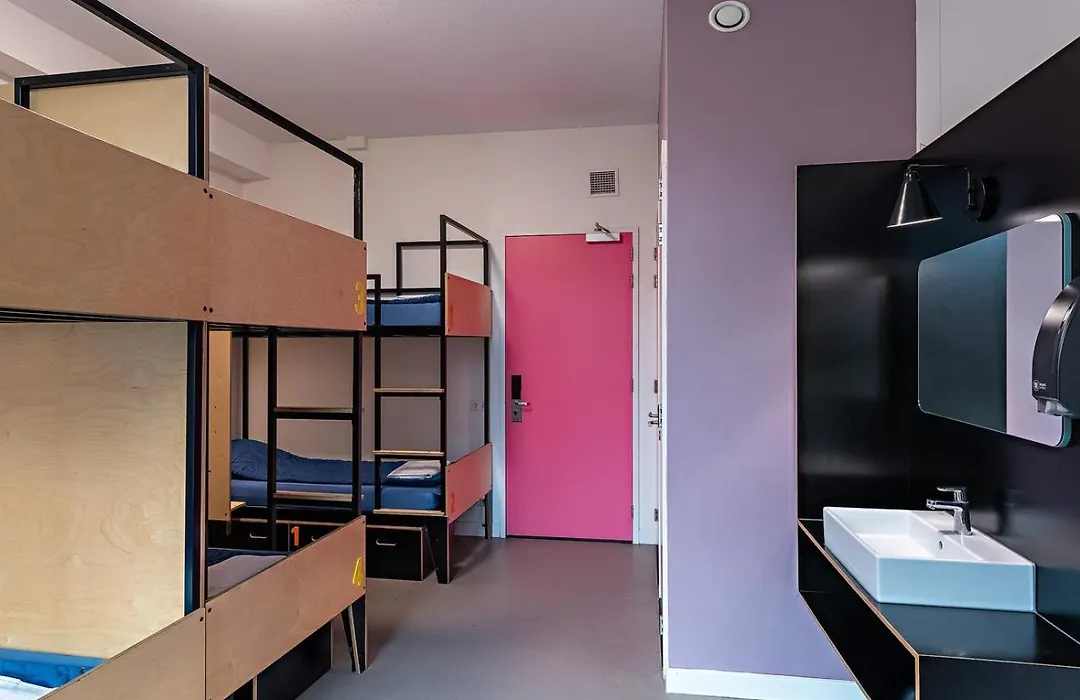 Stayokay Hostel Utrecht Centrum-1