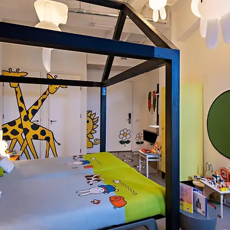 Stayokay Hostel Utrecht Centrum-2
